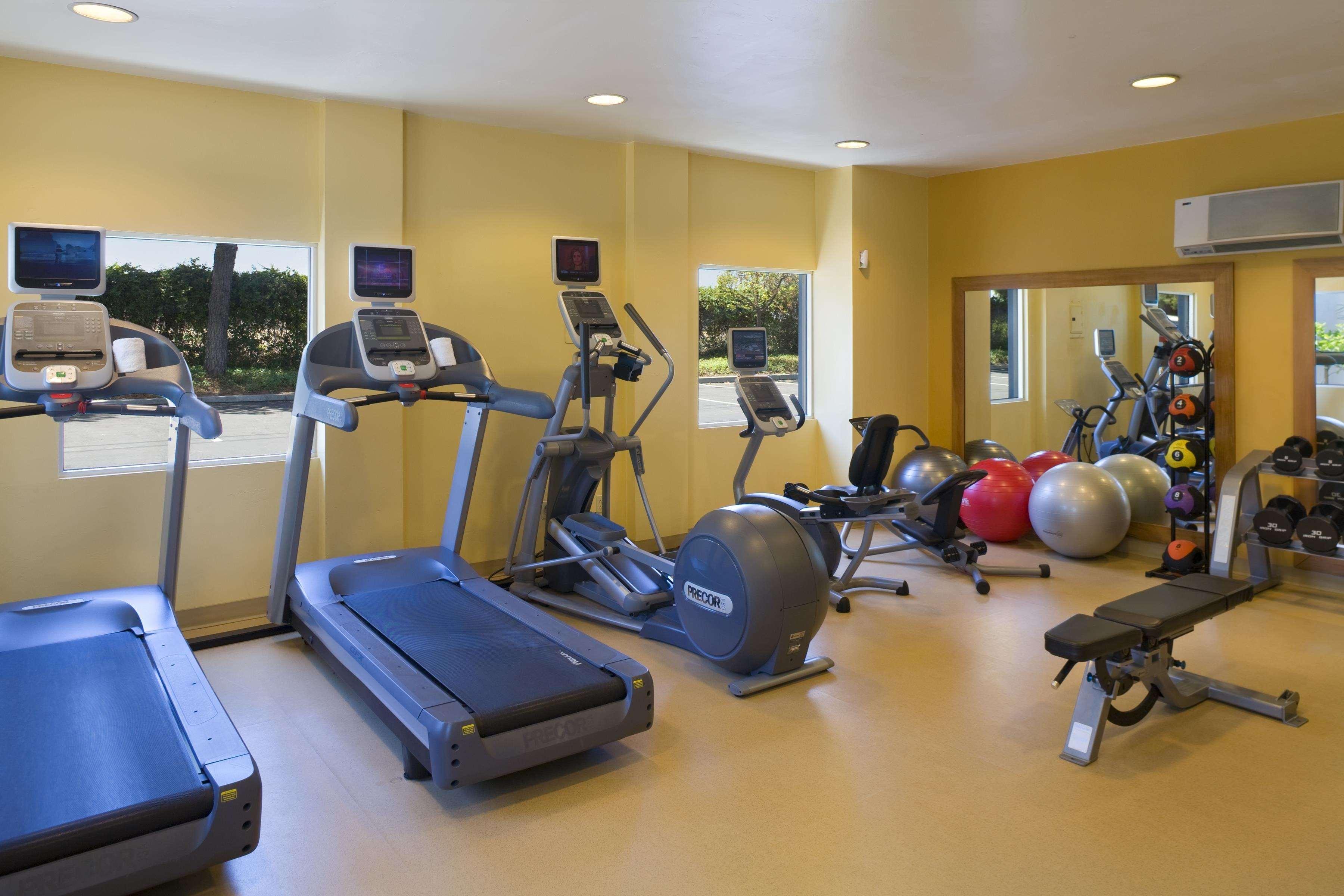 Embassy Suites By Hilton Anaheim North Съоръжения снимка